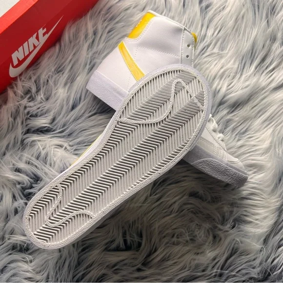 Nike Blazer Mid NN KWE - Picture 3 of 5